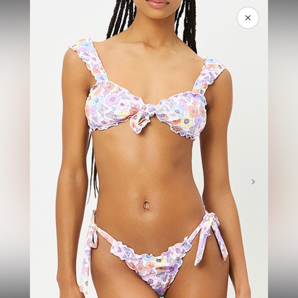 Frankie’s bikinis set